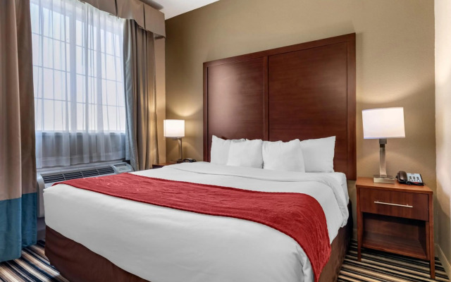 Comfort Suites Waco North - Near University Area