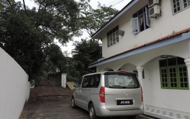 Golden Leaf Executive Residence