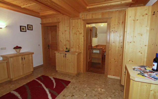 Delightful Apartment in Zell am Ziller With a View