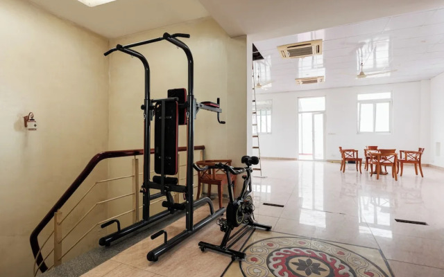 OYO 472 Lenka Hotel