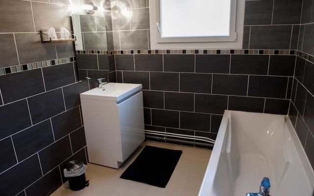 Hotel Restaurant  Rive Gauche