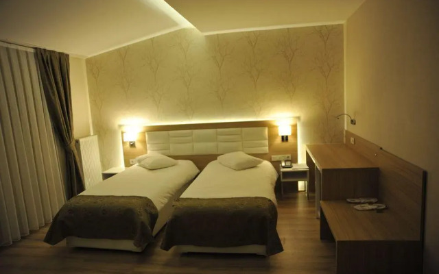 Angelacoma Hotel