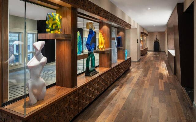 Glass Light Hotel & Gallery, Autograph Collection