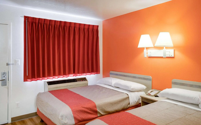 Motel 6 Gulfport, MS – Airport