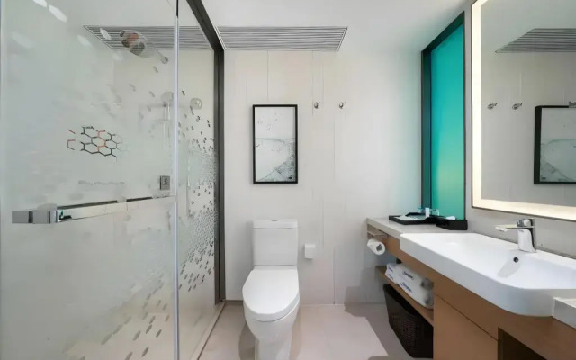 Hampton by Hilton Beihai Station