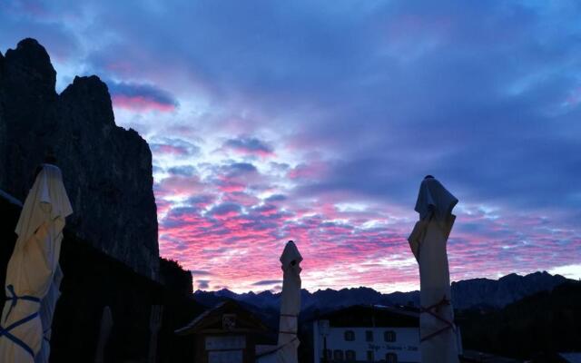Rifugio Stella Alpina Spiz Piaz per escursionisti