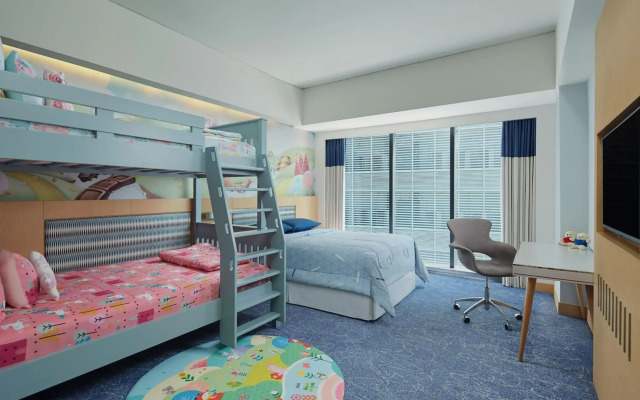 Four Points by Sheraton Surabaya, Tunjungan Plaza