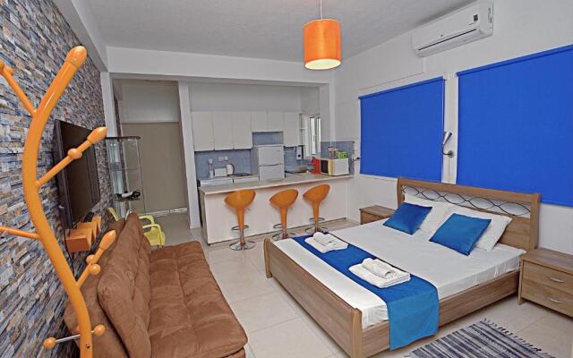 Pieris Apartments