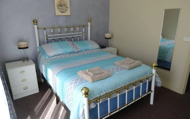 High View Family Cottages
