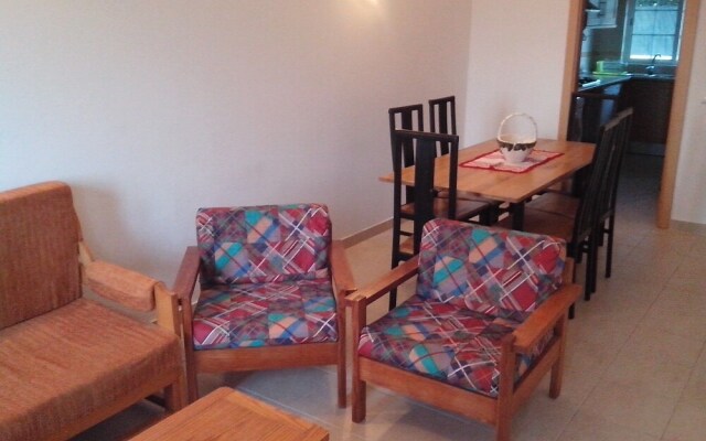 Inviting 2-bed Apartment in Albufeira