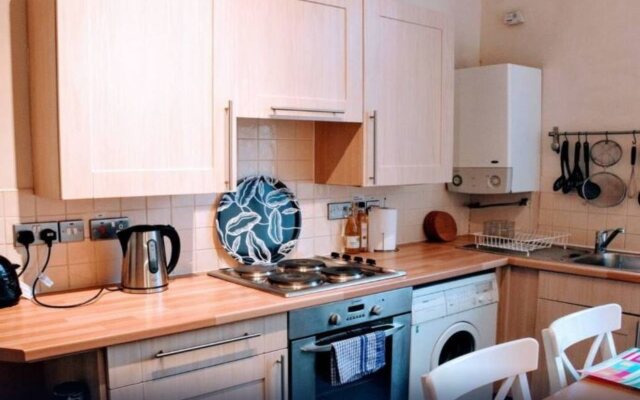 2 Bedroom Flat In The Central New Town