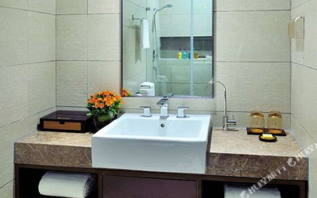 Home Inn Plus (Suzhou Wanda Plaza Metro Station)