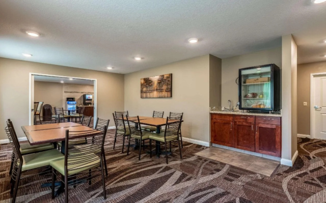 AmeriVu Inn and Suites - Chisago City