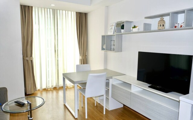 Luxury Condo Nimman, Best Location, Poolsauna