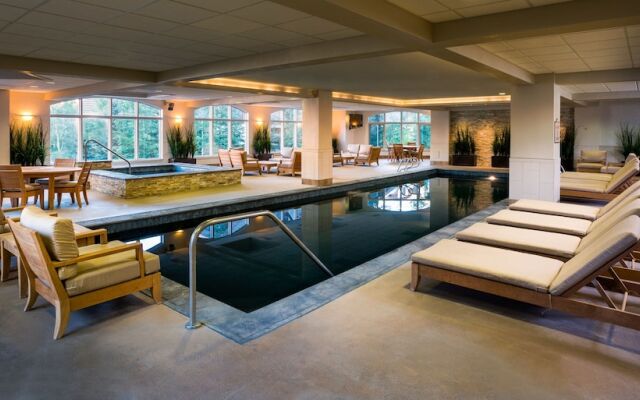 Plaza Level Luxury 3br -right In Beaver Creek Village 3 Bedroom Condo by RedAwning