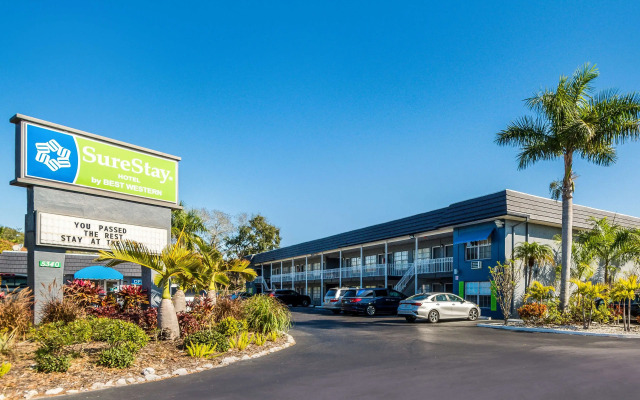 SureStay Hotel by Best Western Sarasota Lido Beach