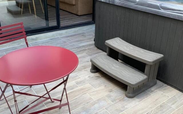 Sylina SPA Avec Jacuzzi Prive