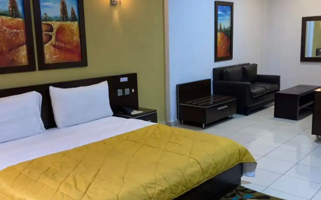 Owee Suites