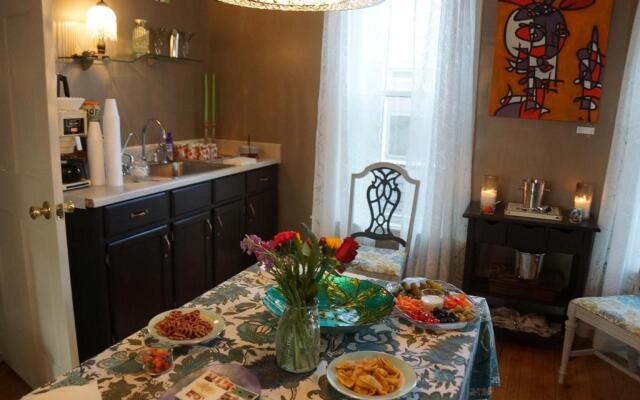 The Muse Gallery Guesthouse