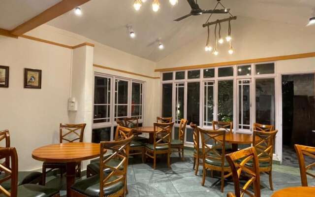 Summit Bougainvillea Tea Resort
