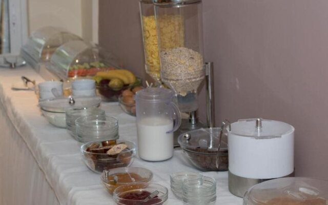 Evelin Hotel