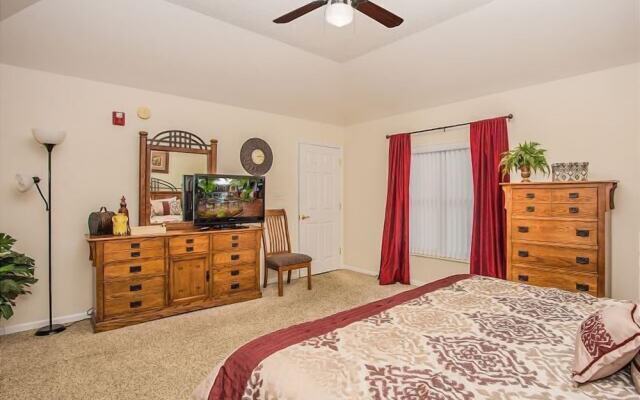 Whispering Pines Condos by VTrips