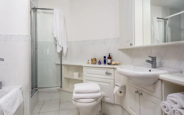 Turnberry Serviced Apartments