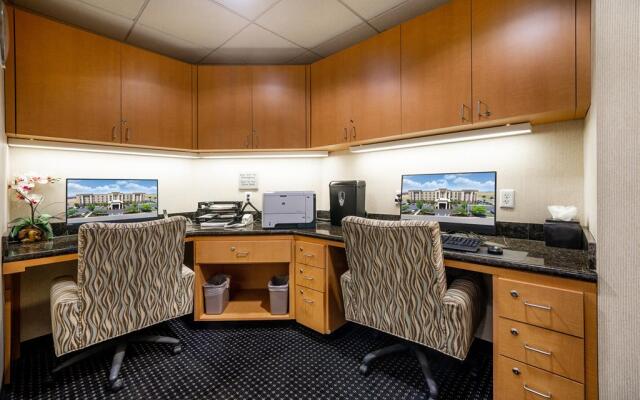 Hampton Inn And Suites Madera