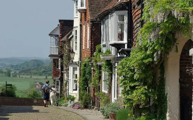 Stream House Luxury B&B