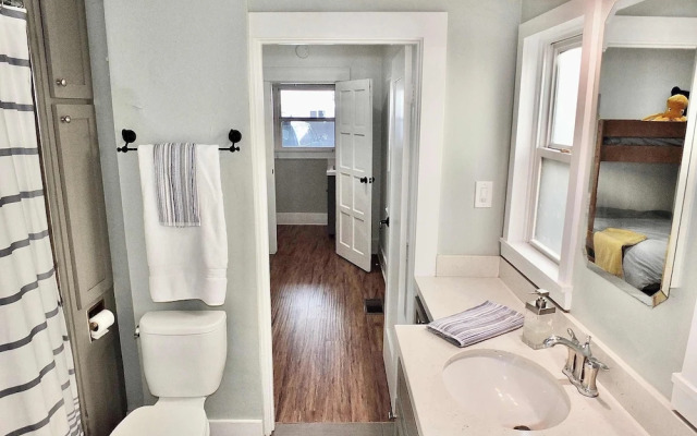 Park Avenue Beach Paradise Chic & Secluded 4 BDR