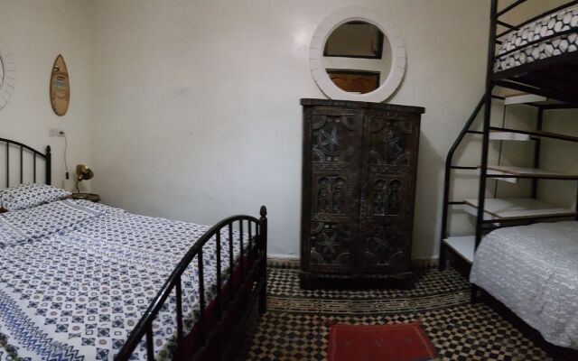 Sunset Surfhouse - Hostel