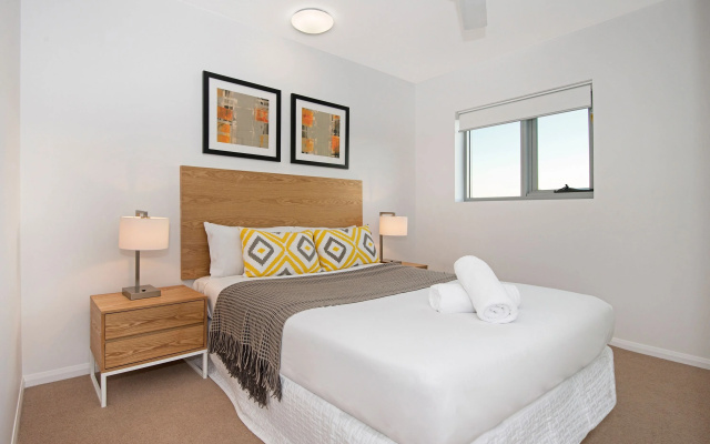 Allure Hotel & Apartments – Guest Rooms – South Townsville