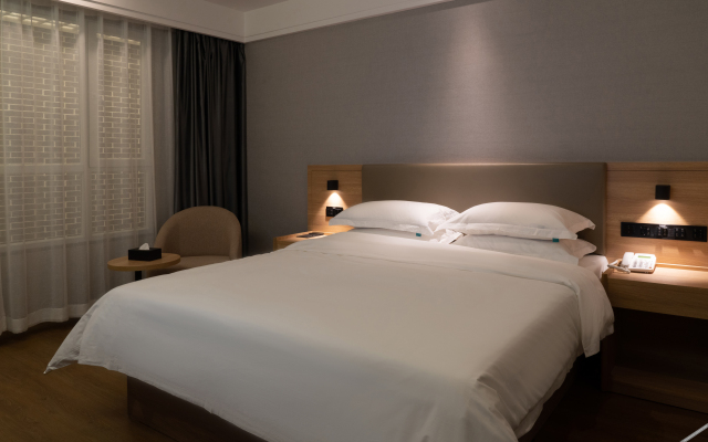 GreenTree Inn Express Hotel Altay Airport