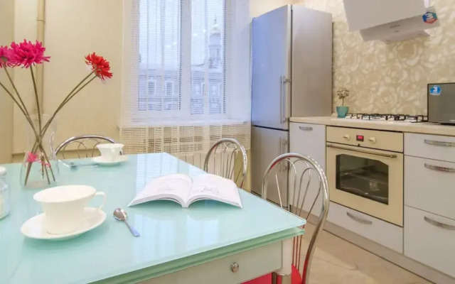 Апартаменты Flatsis, пл. Конституции, 2