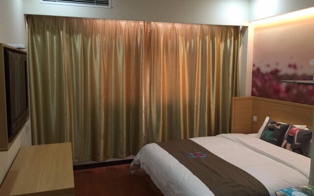 Pai Hotel Yuncheng Yudu Market