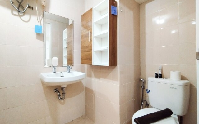 Homey 1Br Apartment At Parahyangan Residence