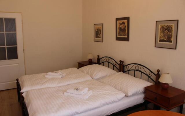 Hotel Cerny kun