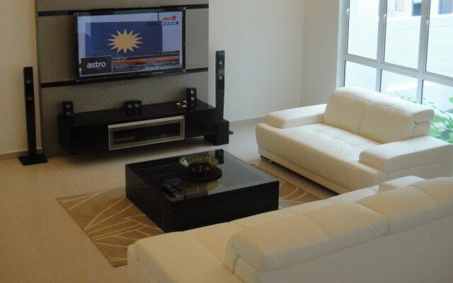 Shamrock Beach Villas