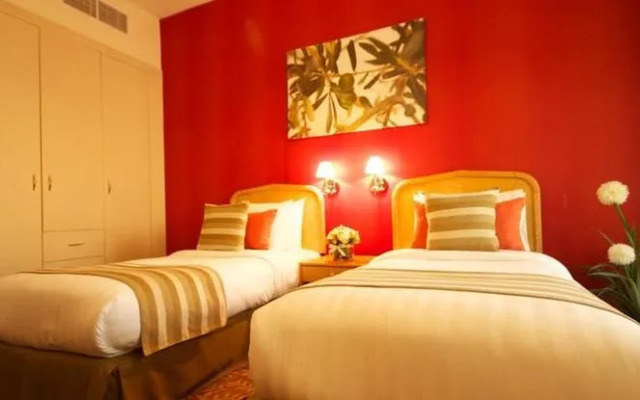 Oasis Court Hotel Apartments