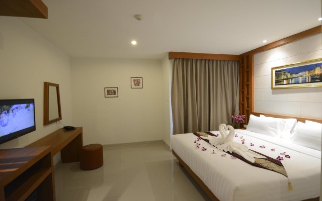 The Patong Center Hotel