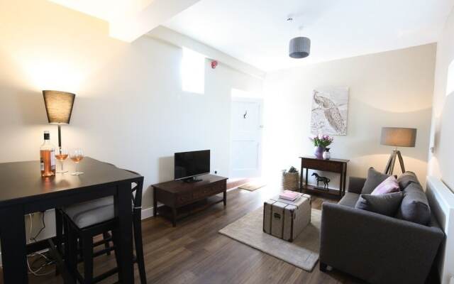 Woodstock Suites