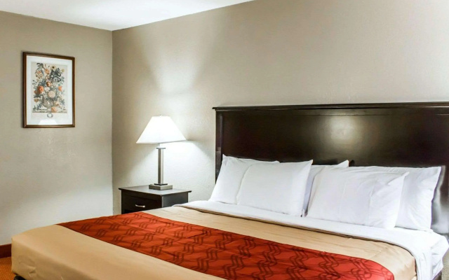 Econo Lodge Burlington I-40