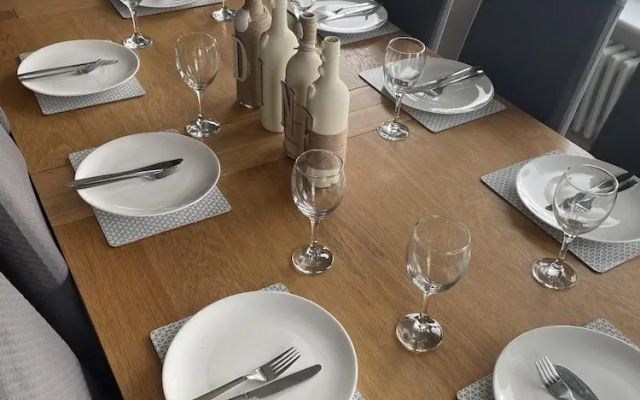 Marina Vista - Luxury Seafront Apartments