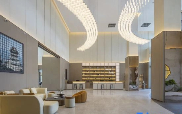 Palace Hotel (Huzhou High speed Railway Station Branch)