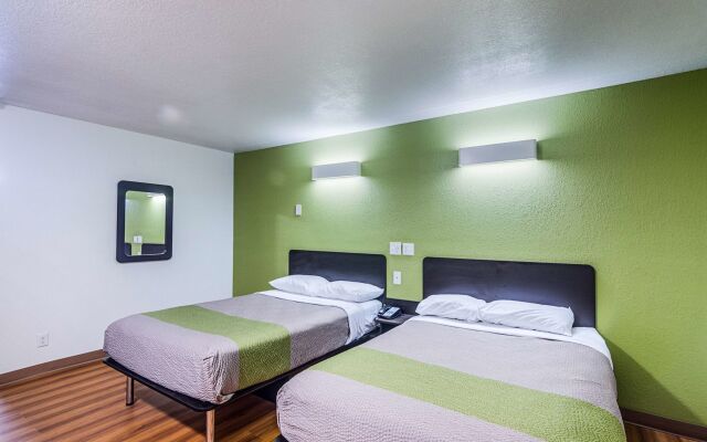 Motel 6 Childress, TX