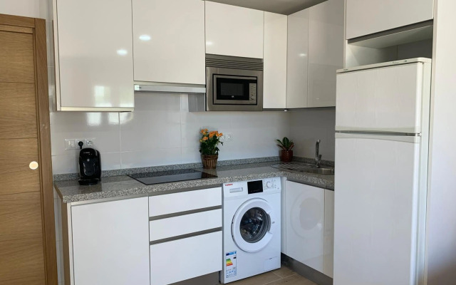 A Estrenar Preciosa Suite-Céntrico-Con Jardín y Porche