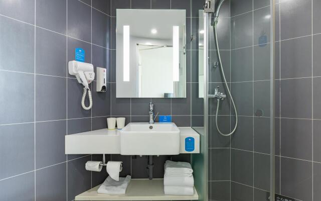 Hanting Hotel Nanjing Jiangning Qilin Technology Park