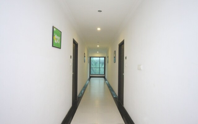 OYO 17030 Bluten