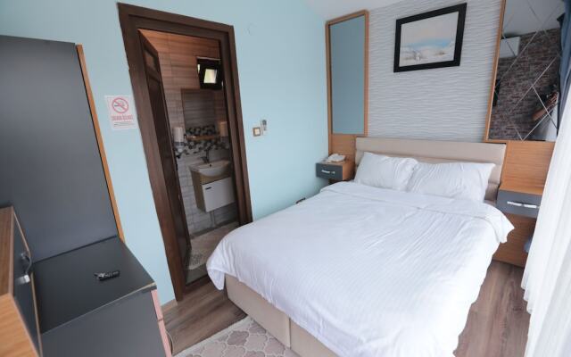 Çeli̇k Resort