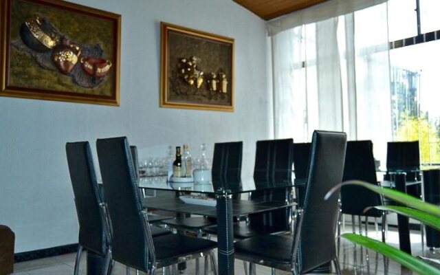 Hotel Calle 112